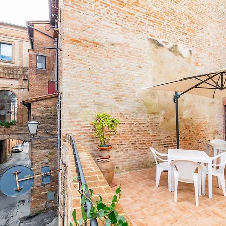 La Terrazza Di San Marco - Lovely Apartment! Сиена Экстерьер фото