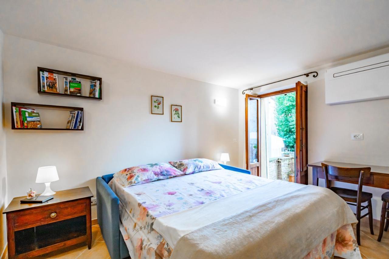La Terrazza Di San Marco - Lovely Apartment! Сиена Экстерьер фото
