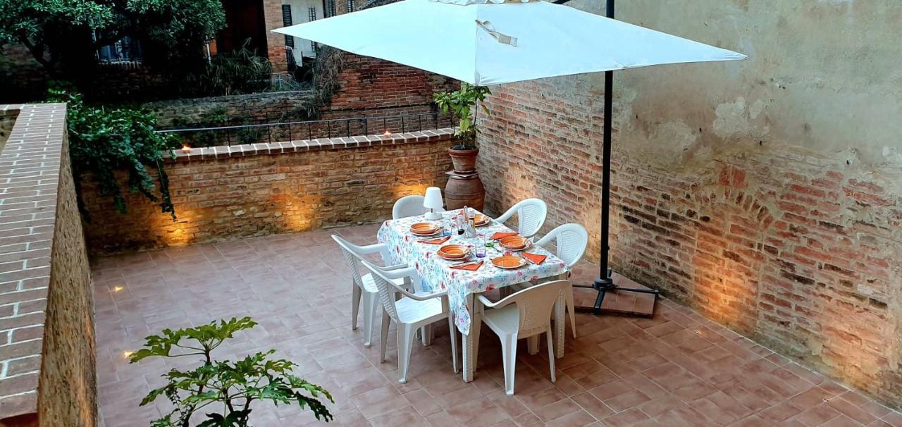 La Terrazza Di San Marco - Lovely Apartment! Сиена Экстерьер фото